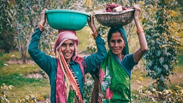 UP Sees Surge In Women Workforce, 34.65% In Construction; Night Shift Norms Eased, Equal Pay Enforced